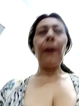 Mia-funny20 online show from 12-13-24, 10:45