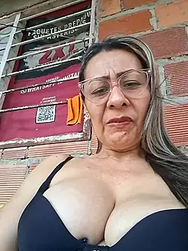 Mia-funny20 online show from 06-28-26, 08:26