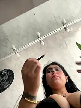 emma  cute   online show from 10-10-25, 11:31