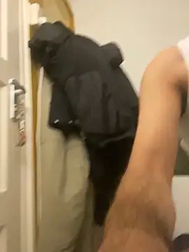 Snapshot of legendcock123 chatting on 02-28-26, 07:59 legendcock123 online show from 02-28-26, 07:59