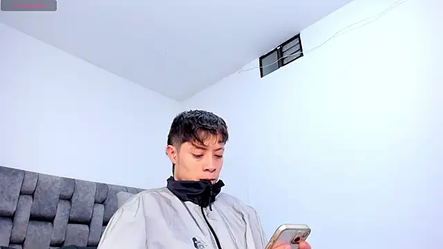 MarcusCollinss  online show from 12-20-24, 12:16