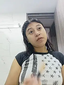 Snapshot of cloy_baby__ chatting on 07-28-26, 11:39 cloy baby online show from 07-28-26, 11:39