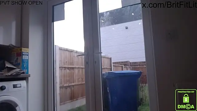 Snapshot of BritishHappyEnding chatting on 02-28-25, 09:47 BritishHappyEnding online show from 02-28-25, 09:47