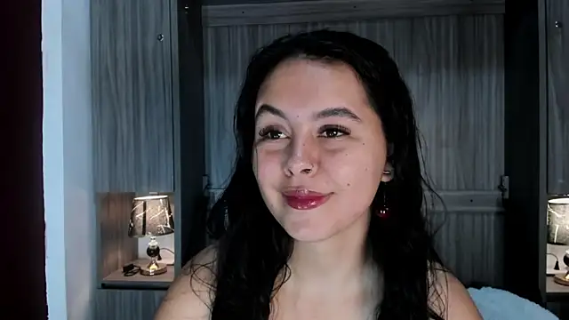 Snapshot of valerymeyerr chatting on 04-22-26, 11:45 valerymeyerr online show from 04-22-26, 11:45