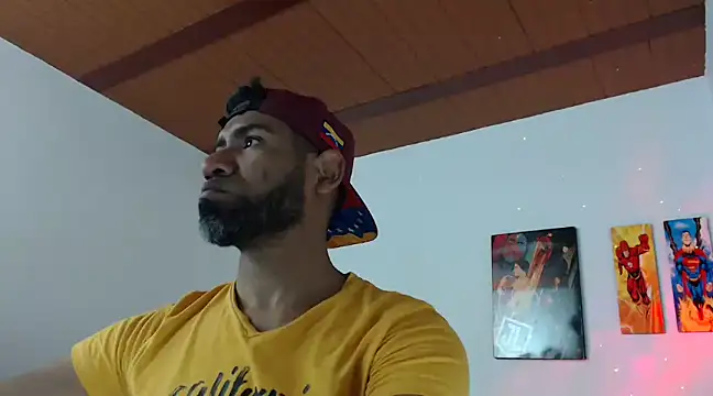 Snapshot of Enriblack92 chatting on 12-26-24, 02:16 Enriblack92 online show from 12-26-24, 02:16