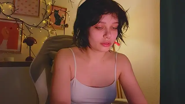 Snapshot of ari_rari chatting on 02-02-25, 01:12 ari rari online show from 02-02-25, 01:12