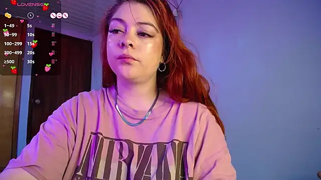 Snapshot of Layna_cold chatting on 03-05-25, 12:33 Layna cold online show from 03-05-25, 12:33