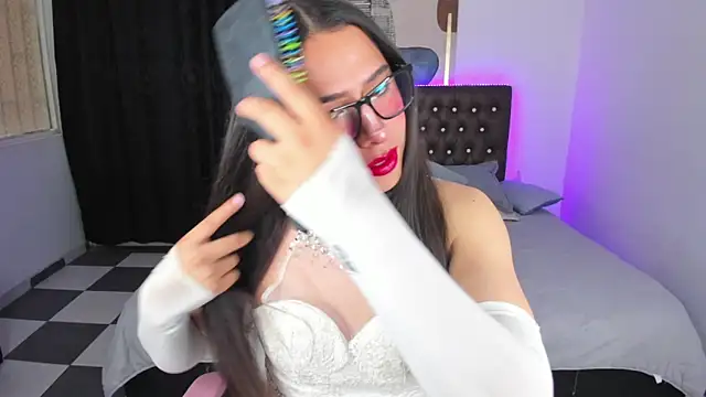 paula kawaiifu  online show from 03-05-25, 01:50