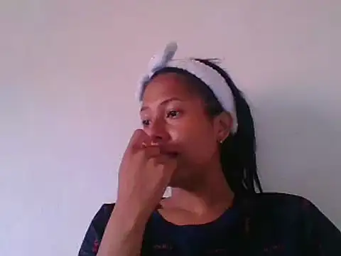 Kitra New online show from 12-29-24, 08:58