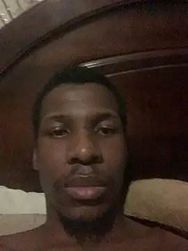 Snapshot of DManL chatting on 07-16-26, 11:22 DManL online show from 07-16-26, 11:22