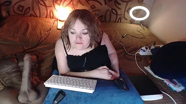 Snapshot of MiniNatalie chatting on 01-25-25, 02:47 MiniNatalie online show from 01-25-25, 02:47