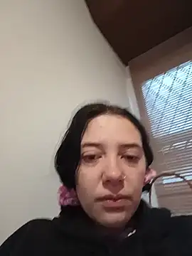 Isabella 21x online show from 07-25-26, 11:52