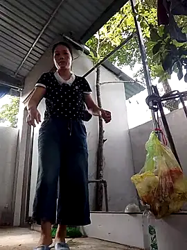 Aninyin22 online show from 05-05-26, 01:57