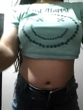 Snapshot of dulccemaria24 chatting on 05-09-26, 12:27 dulccemaria24 online show from 05-09-26, 12:27
