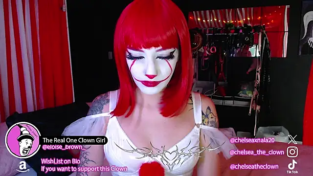 Snapshot of Eloise-brown chatting on 05-28-26, 06:49 Eloise-brown online show from 05-28-26, 06:49