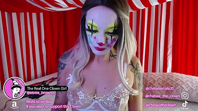 Snapshot of Eloise-brown chatting on 06-04-26, 06:47 Eloise-brown online show from 06-04-26, 06:47