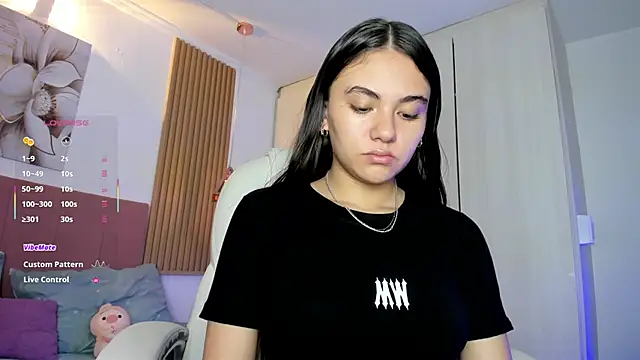 mia nevaeh online show from 05-11-26, 09:12