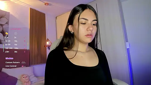 mia nevaeh online show from 06-04-26, 08:26