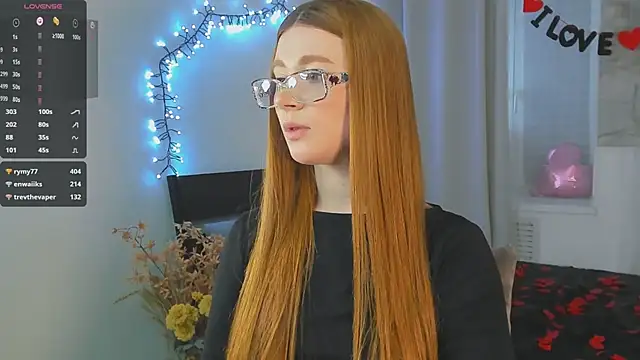 Snapshot of Freckle_Diyana chatting on 02-16-25, 02:20 Freckle Diyana online show from 02-16-25, 02:20