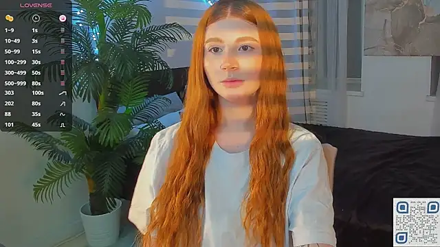 Snapshot of Freckle_Diyana chatting on 02-24-25, 01:46 Freckle Diyana online show from 02-24-25, 01:46