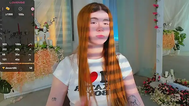 Snapshot of Freckle_Diyana chatting on 02-25-25, 02:11 Freckle Diyana online show from 02-25-25, 02:11
