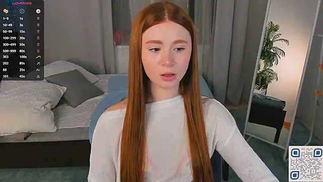 Snapshot of Freckle_Diyana chatting on 03-19-25, 10:09 Freckle Diyana online show from 03-19-25, 10:09