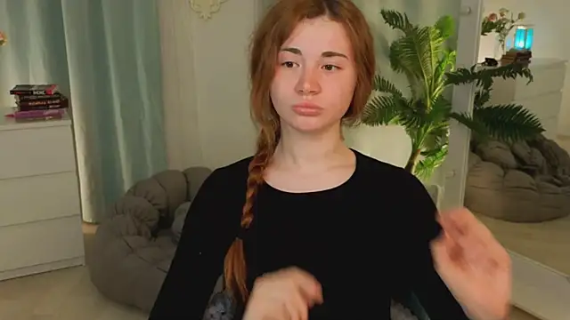 Freckle Diyana online show from 06-01-26, 02:02