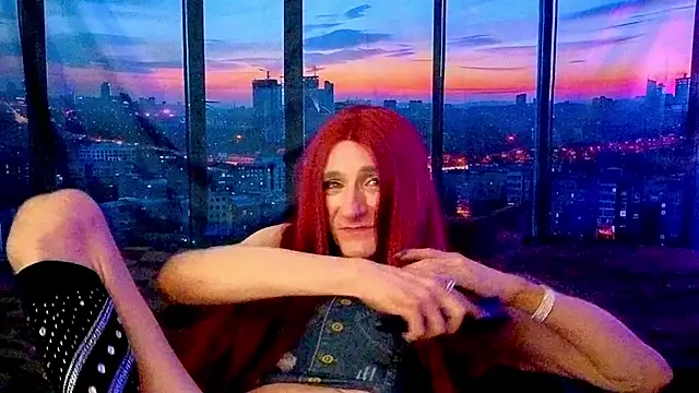 Snapshot of LuvNuk chatting on 02-25-25, 02:11 LuvNuk online show from 02-25-25, 02:11