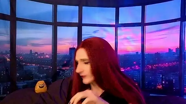 Snapshot of LuvNuk chatting on 03-14-25, 06:21 LuvNuk online show from 03-14-25, 06:21