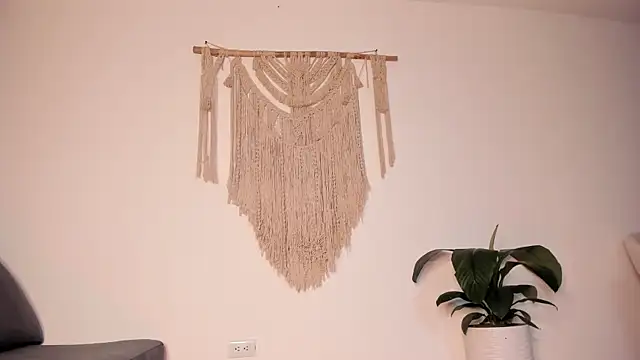 molly cams8 online show from 01-16-25, 04:28