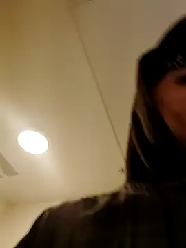 Snapshot of gabelove369 chatting on 12-16-24, 05:38 gabelove369 online show from 12-16-24, 05:38