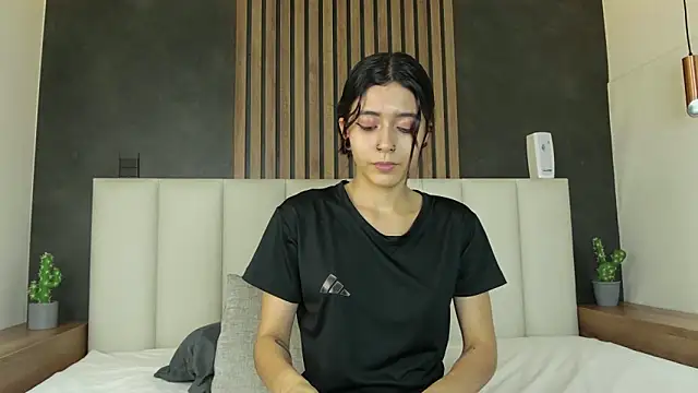 AmyPalmmer online show from 03-13-25, 06:23