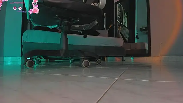 charlotte  grey online show from 02-12-26, 08:15