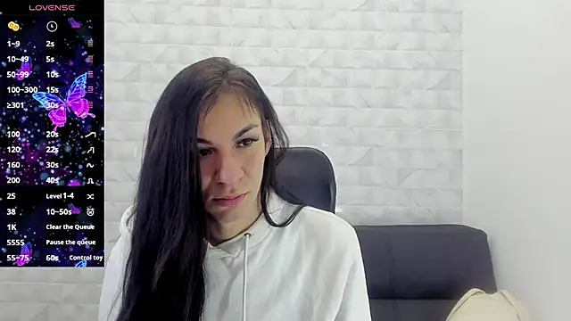 Mia thompson 19 online show from 02-08-25, 07:27