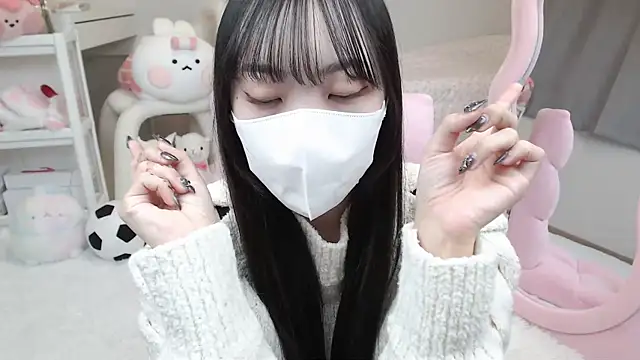 momo room online show from 12-29-24, 09:06