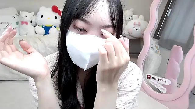 momo room online show from 09-15-25, 06:35