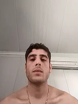 arenn1997 online show from 12-02-25, 12:21