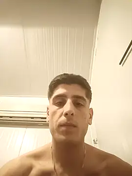 arenn1997 online show from 12-04-25, 10:07