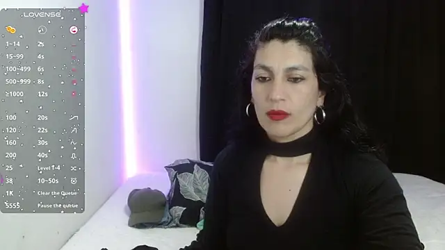 Snapshot of cristina_connor chatting on 12-29-24, 10:57 cristina connor online show from 12-29-24, 10:57