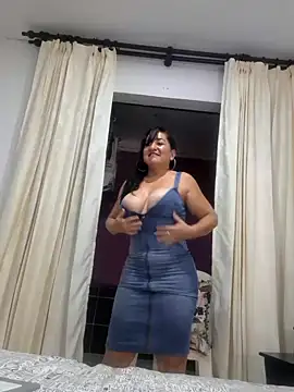 Snapshot of viollett_28 chatting on 12-16-24, 02:47 viollett 28 online show from 12-16-24, 02:47