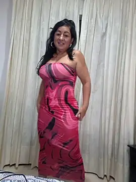Snapshot of viollett_28 chatting on 03-17-25, 12:19 viollett 28 online show from 03-17-25, 12:19