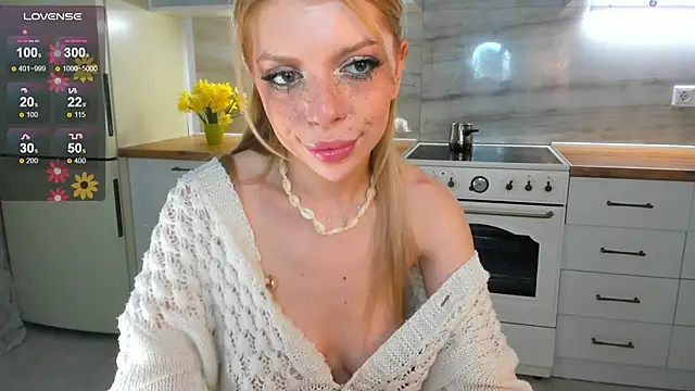 Hannah Carr online show from 03-21-25, 04:06