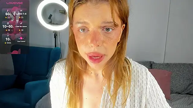 Hannah Carr online show from 10-09-25, 07:23