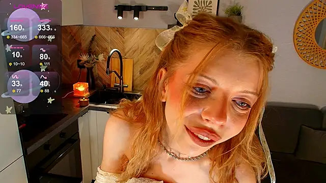 Snapshot of Hannah_Carr chatting on 05-18-26, 09:42 Hannah Carr online show from 05-18-26, 09:42