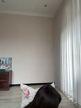 Hott Lolla online show from 10-06-25, 07:50