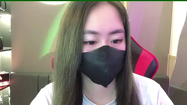 Snapshot of witch-39 chatting on 12-18-24, 11:40 witch-39 online show from 12-18-24, 11:40