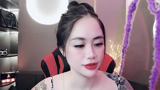 Snapshot of witch-39 chatting on 12-29-24, 04:16 witch-39 online show from 12-29-24, 04:16