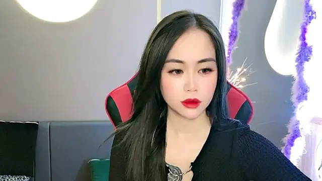 Snapshot of witch-39 chatting on 01-07-25, 04:39 witch-39 online show from 01-07-25, 04:39