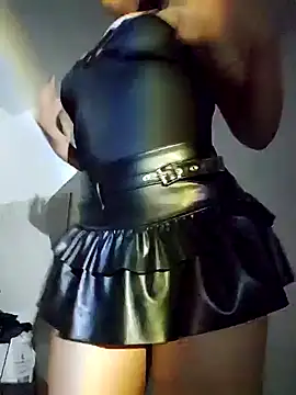 Snapshot of xmoira3x chatting on 12-14-24, 06:35 xmoira3x online show from 12-14-24, 06:35