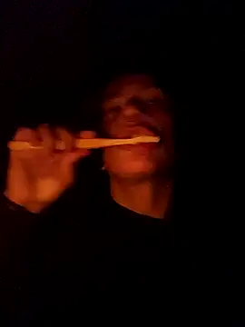 Snapshot of xmoira3x chatting on 12-24-24, 04:00 xmoira3x online show from 12-24-24, 04:00